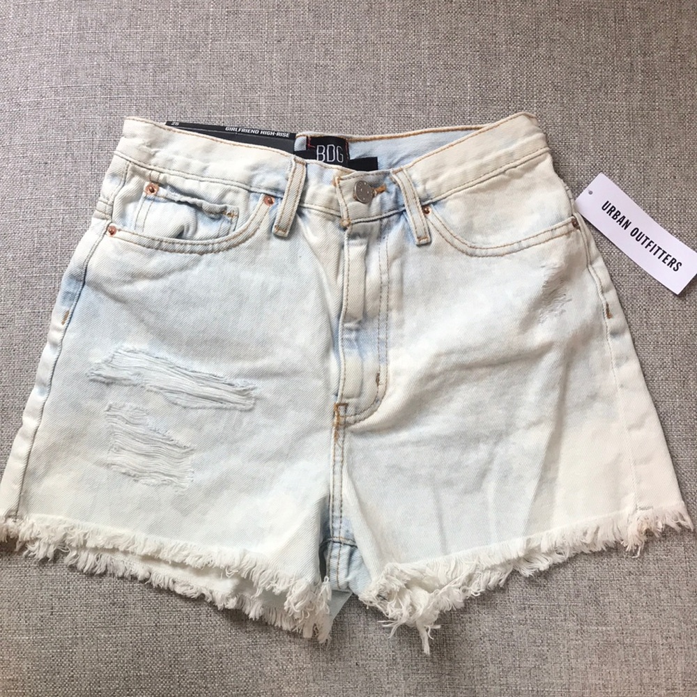 Girlfriend High Rise BDG shorts